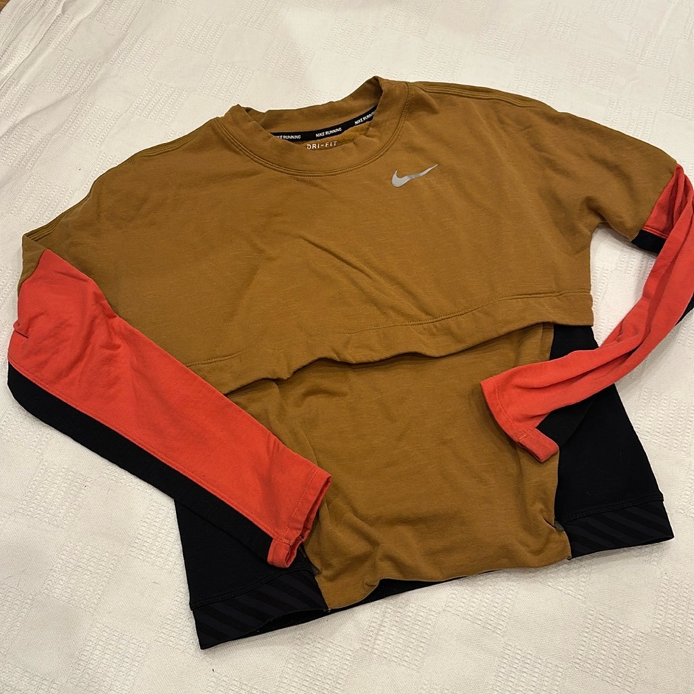Nike Size Small Dri-Fit Long Sleeve